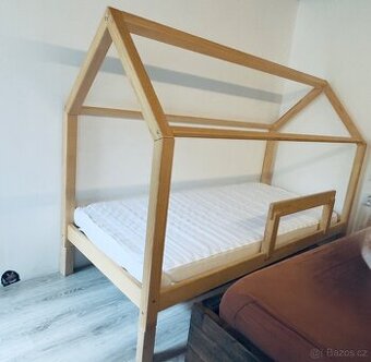 Dětská domečková postel BENLEMI