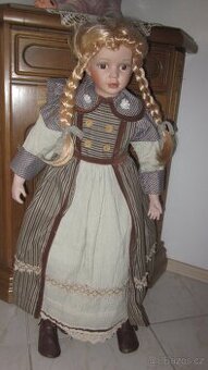 SBERATELSKA VELKA PANENKA NJSF 74 CM