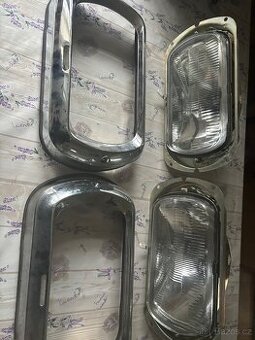 Světlomety + rámečky Škoda 1203/ Avia