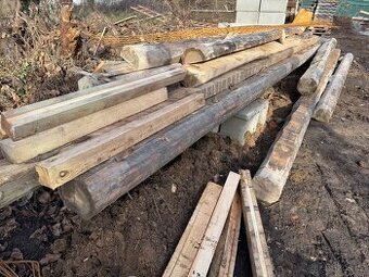 Prodám rozebraný KROV (trámy) z prvorepublikové stavby