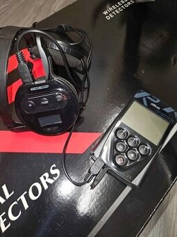 Detektor kovů XP DEUS