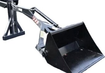 Nakladač do tříbodového závěsu traktoru