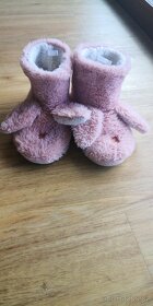 Nádherné bačkory vel. 36-37 - chlupaté s oušky a srdíčkem