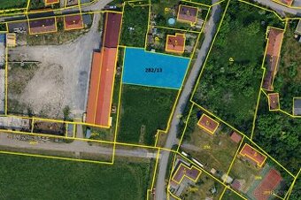 Stavební pozemek v Ouběnicích 1 026 m²