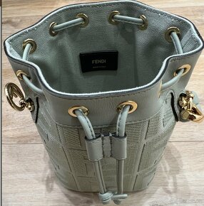 👜 Prodám ikonickou Fendi Mon Tresor kabelku – limitovaná ed