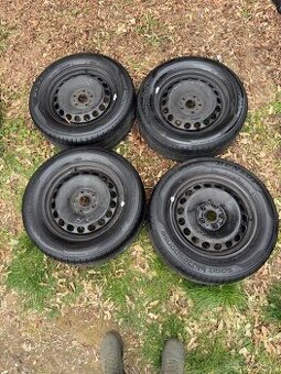 Letní pneumatiky 215/60/r16 99v vw Passat b8