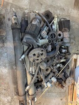 Prodám RS-09, Náhradní díly T174