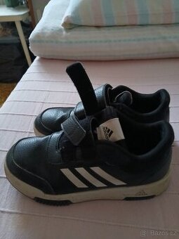 Tenisky adidas