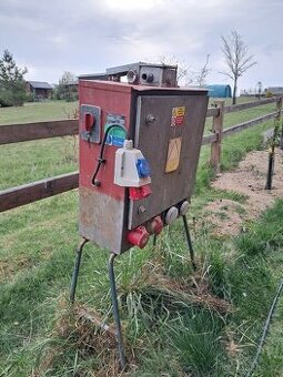 Stavební rozvodná skříň