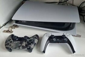 PlayStation 5 digital, 2x ovladač, záruka