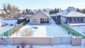 Prodej rodinného domu ve Spomyšli - 1