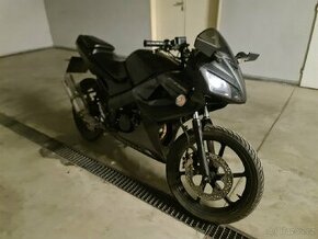 Motocykl 125 50kw