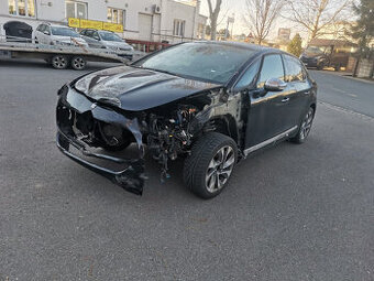 Citroen DS5, r.v. 2012, obsah 2,0D