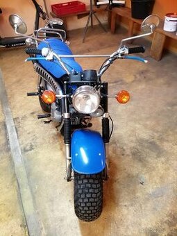Suzuki RV 90