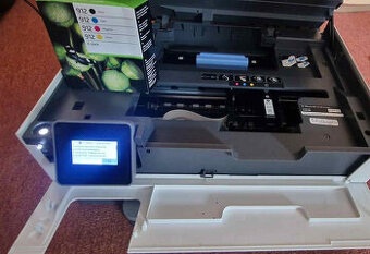 HP Officejet 8012e - 1