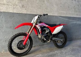 Koupím Yamaha yz 125 nebo honda crf 250