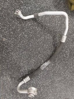 Originál trubka klimatizace 7E0816744 Volkswagen T6