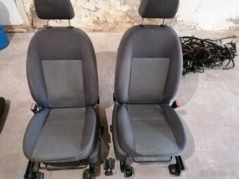 Ford Focus-sedačky komplet