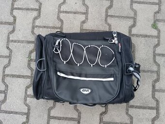 Gigi válec na sedadlo