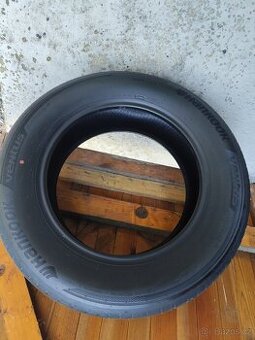 Hankook Ventus Prime4 215/65 r17 letní