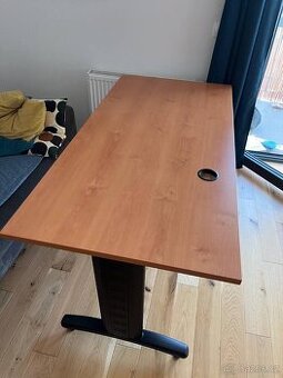 Stůl 1800×800 mm + možnost dopravy