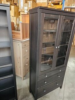 VITRÍNA IKEA HEMNES