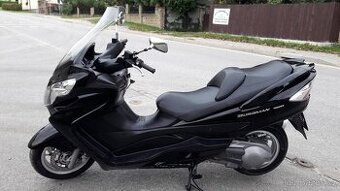 Suzuki Burgman 400 2007 - 2016, rozprodám po dílech