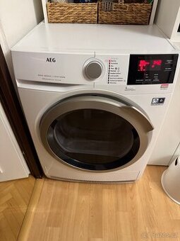 Sušička prádla AEG AbsoluteCare T8DEG48SC