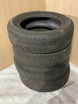Zimní pneumatiky 215/65r17