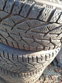 Zimní pneu 225 55 17