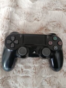 PS4 ovladač V2 originál.. cena 800kč. čti popisek