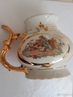 Malované porcelánové lázeňské pítko