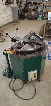 Zakružovačka profilů BOW Olomouc Z 100