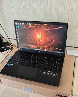 Herní notebook Acer Nitro V 15 (ANV15-51-55LR)