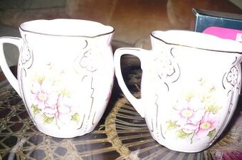 hrnečky , bucláčk, růžový porcelán