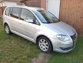 Volkswagen Touran 1.4TSI HIGHLINE - díly z vozu