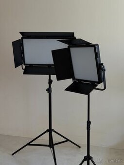 SWIT světelné panely 60W a 120W