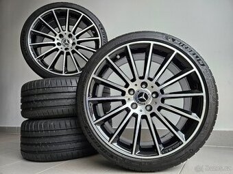 Orig. Mercedes CLA 35AMG - Letní 245/35/19 - Zánovní -