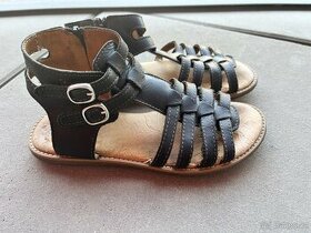 dětské dívčí sandály. vel.33