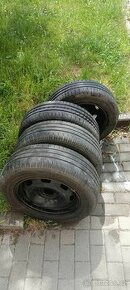 Sada letních Michelin pneumatik včetně disků (výborný stav)