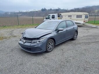 Volkswagen Golf VIII 1.5 TSI 96 KW virtual cocp,navi