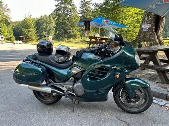 Triumph Trophy 900