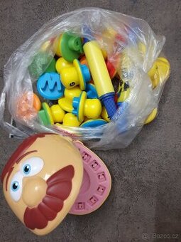 Play-doh zubař a písmenka