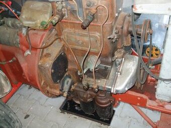 zetor 25 motory