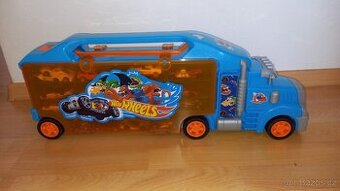 Hotwheels nakladni auto + 37 auticek