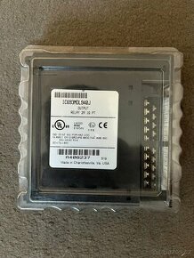 GE Fanuc IC693MDL940J výstupní reléový modul
