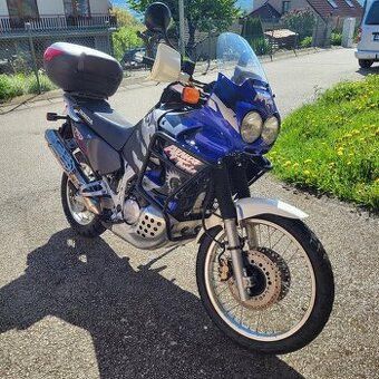 Honda Afrika Xrv 750