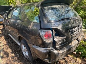 Lexus RX300 náhradní díly z auta