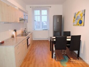 Pronájem, 2+1, ulice Havlíčkova, České Budějovice, lodžie, s