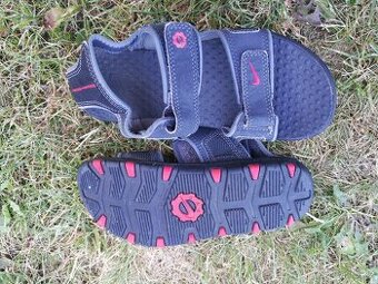Boty & botičky & sandálky Nike vel. 35